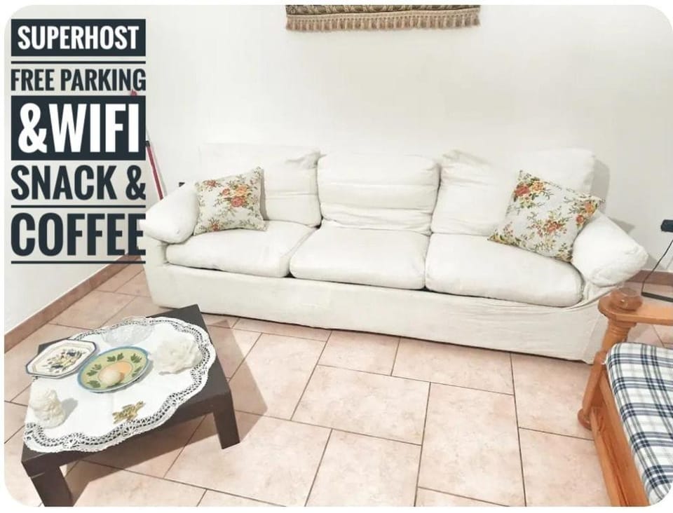 Casa Salentina Spacious 6 Guest 5 Min to Lecce 20 Min Beaches Free Parking Apartment in Apulia