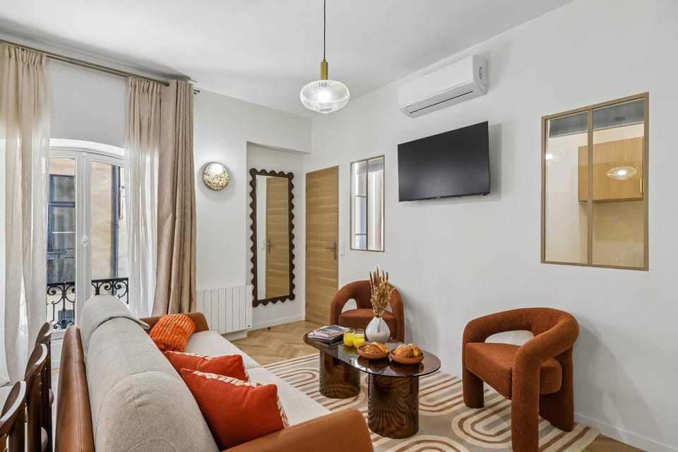 Lavie Maison - A cosy stay in Le Marais, Pompidou Apartment in Paris