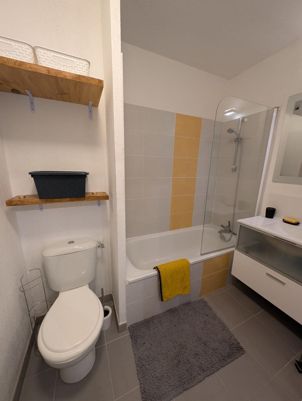 Cocon avec jardin privatif, piscine & parking à Argelès Apartment in Argeles-sur-Mer