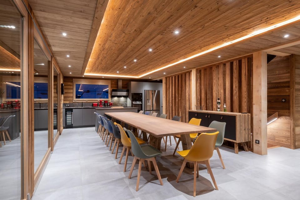 Living room, Dining area