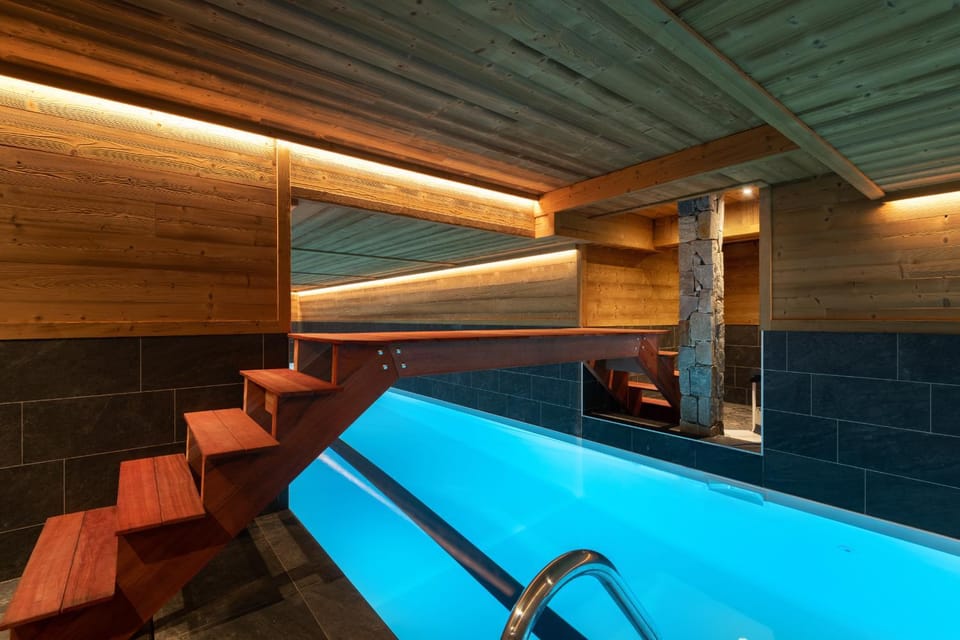 Pool view, Swimming pool, Swimming pool
