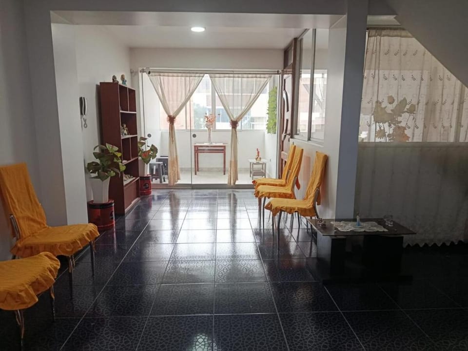 Casa de 2 plantas Recojo gratis del aeropuerto House in Lima