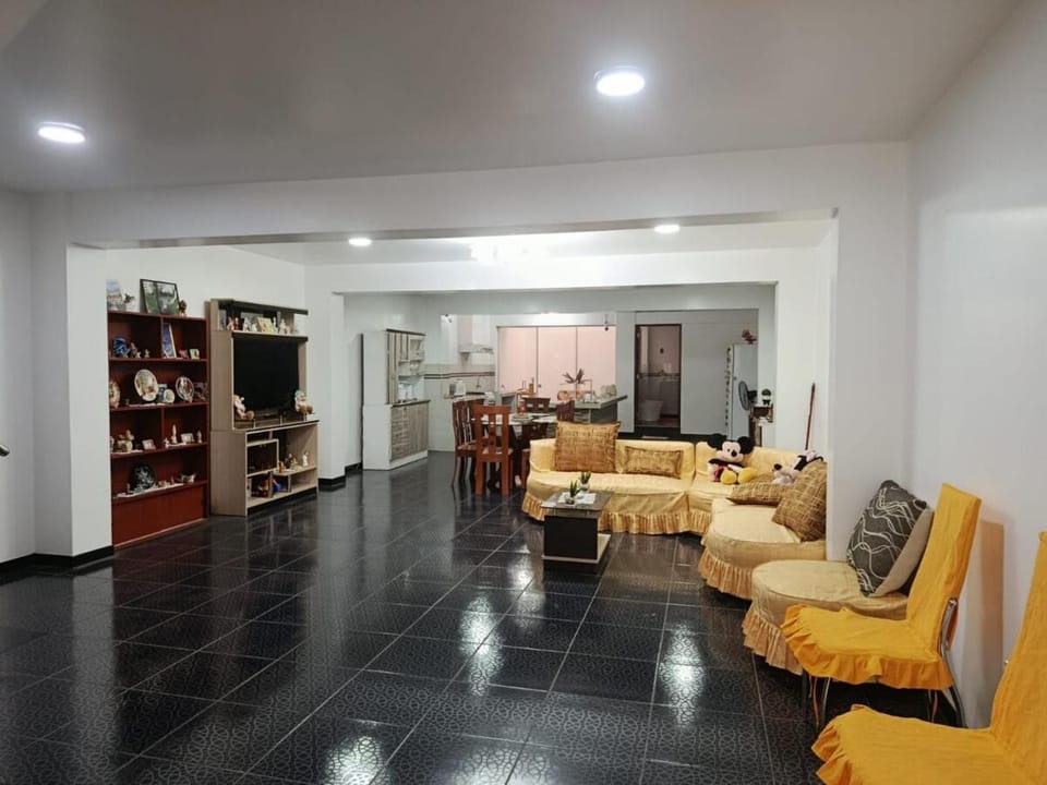 Casa de 2 plantas Recojo gratis del aeropuerto House in Lima
