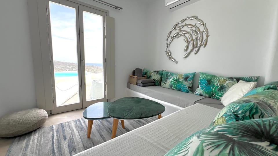 Psarou Summer Villas Villa in Mykonos, Mikonos 846 00, Greece
