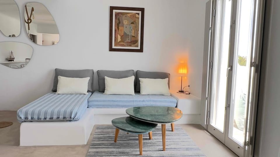 Psarou Summer Villas Villa in Mykonos, Mikonos 846 00, Greece