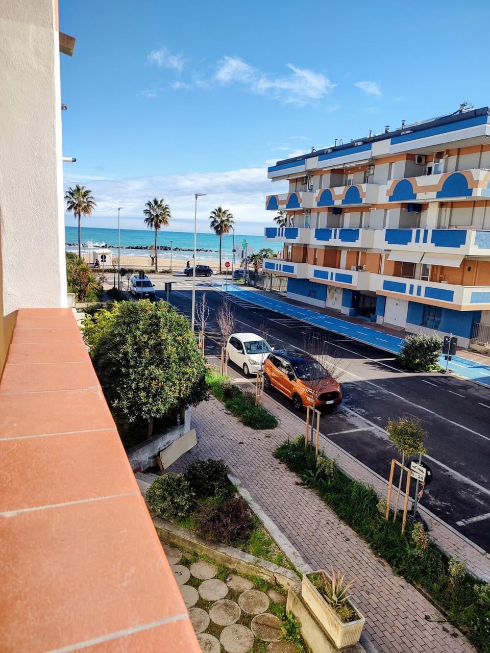 Property building, Neighbourhood, Sea view, Parking