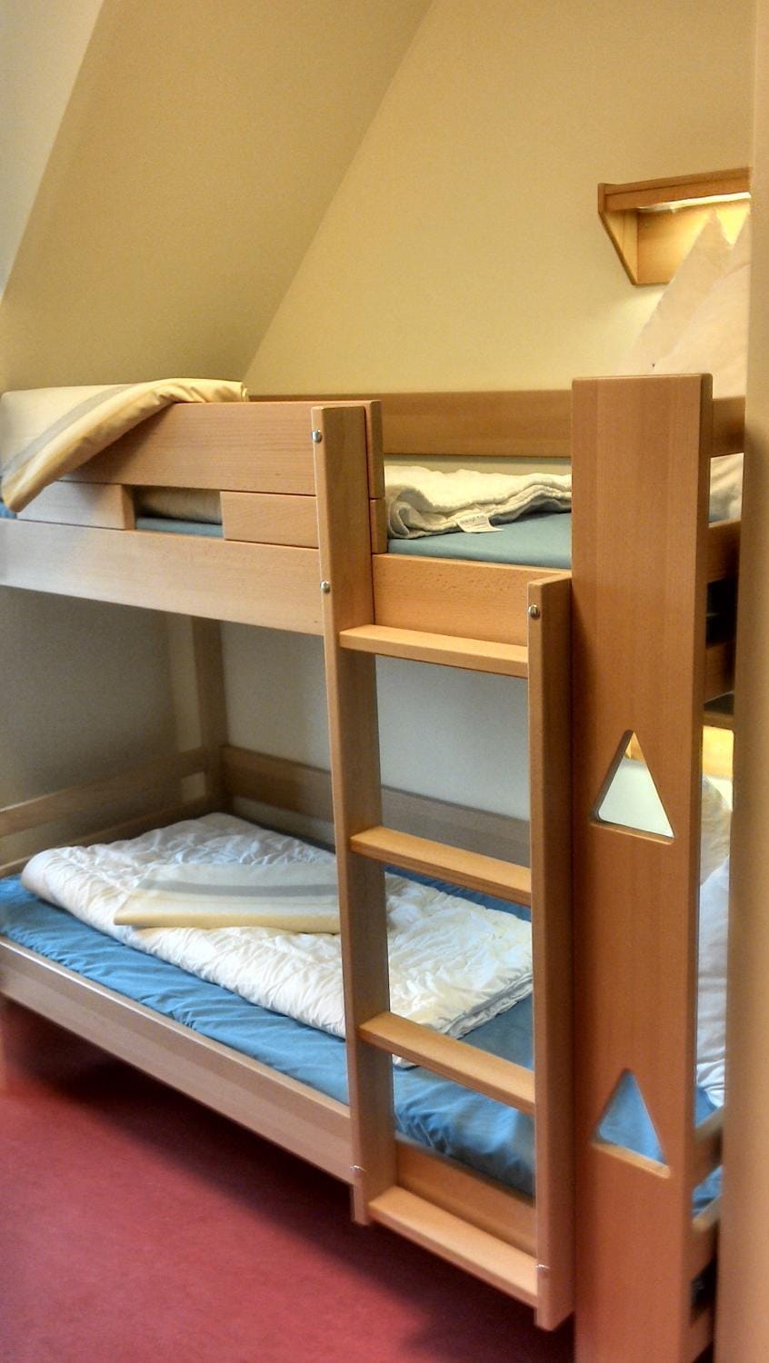 bunk bed