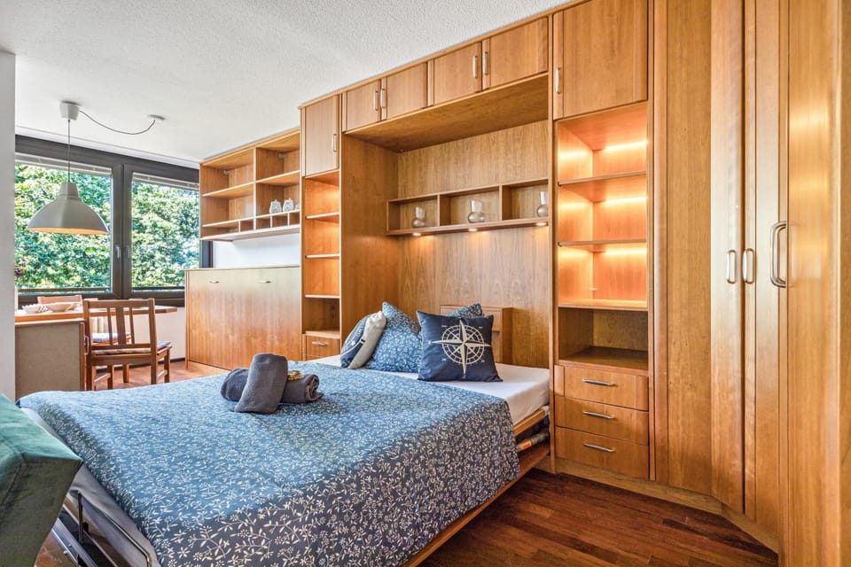 Living room, Bedroom