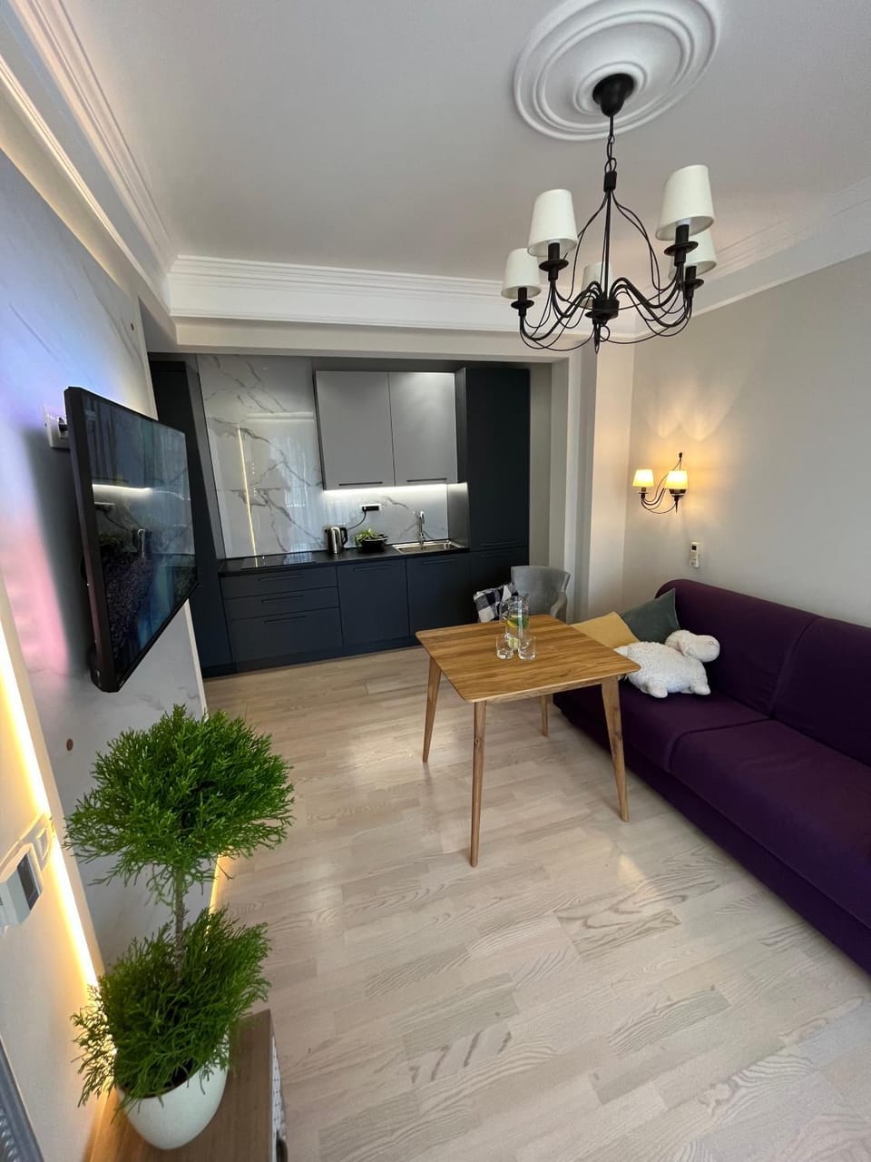 TV and multimedia, Seating area
