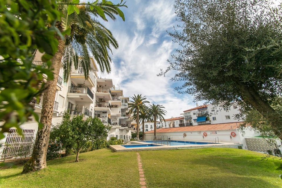 Garden, Swimming pool