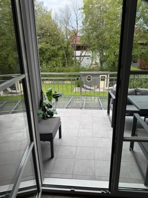 Helle Wohlfühlwohnung in naturnaher Lage vor München Apartment in Bavaria