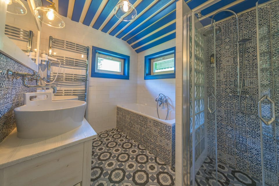 Shower, Bathroom, Bath