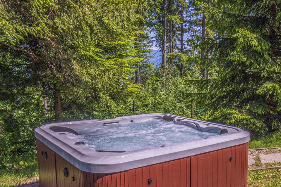 Natural landscape, Hot Tub