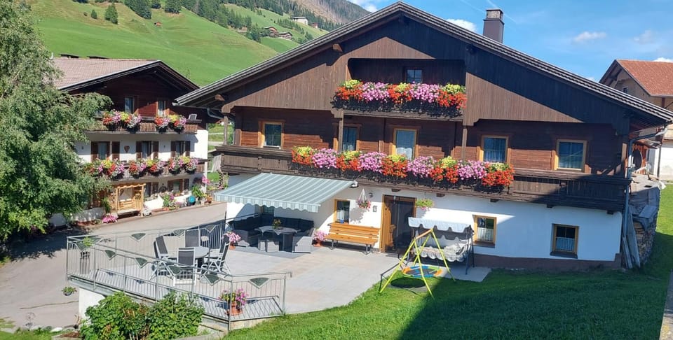 Balcony/Terrace, Balcony/Terrace