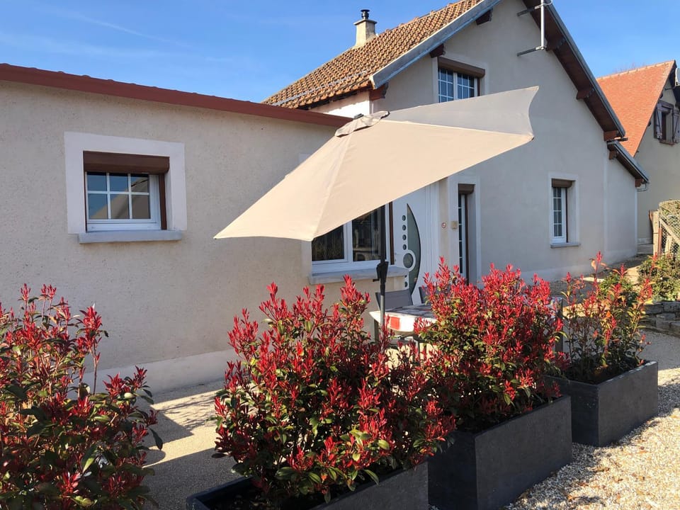 Property building, Spring, Garden view