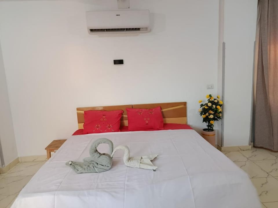 Super Lux Nile View Studio 2 - Luxor Apartment in Luxor