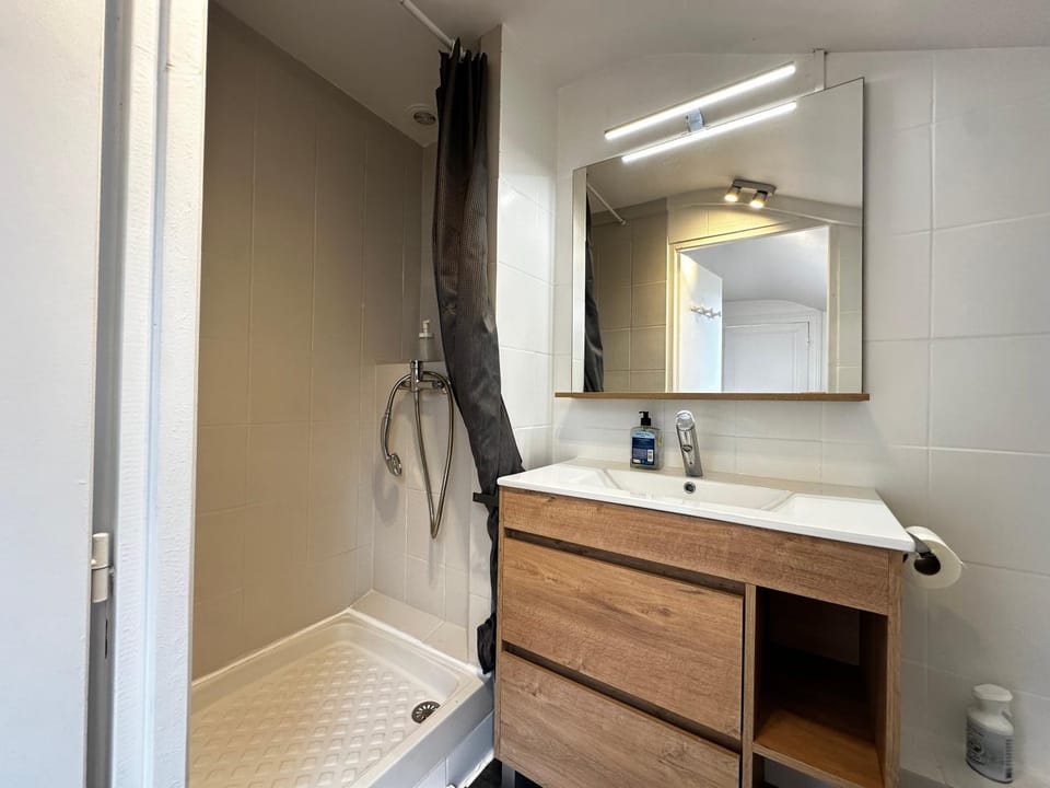 Studio Cosy & Chic Apartment in Angoulême