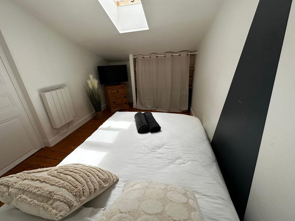 Studio Cosy & Chic Apartment in Angoulême
