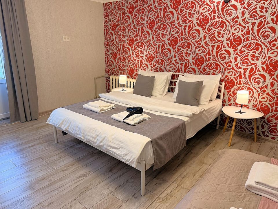 Bed, Photo of the whole room, Bedroom, hair dryier, heating, heating, towels
