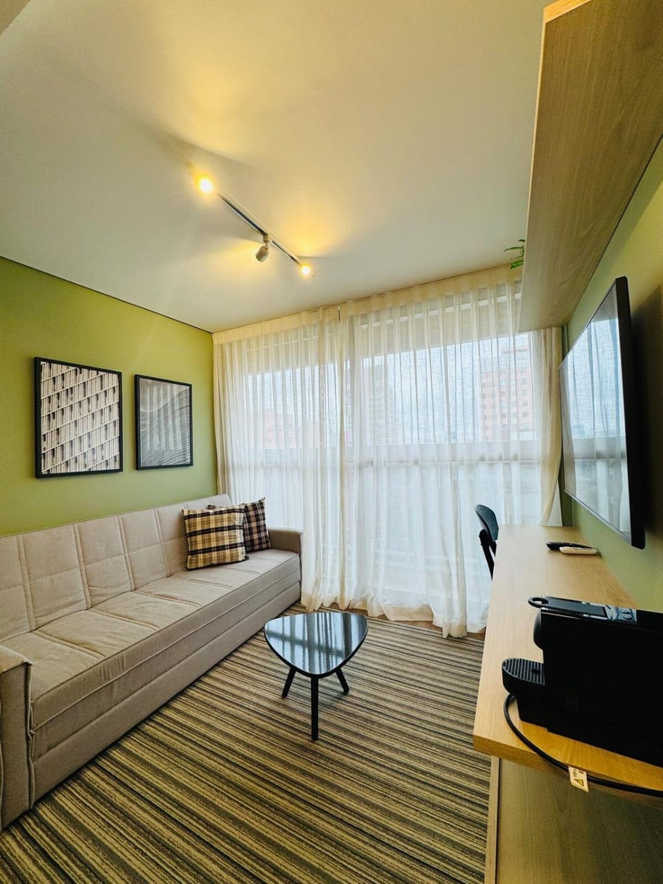 909 - Apto Jardins Nine 3134 com vaga Apartment in Sao Paulo City
