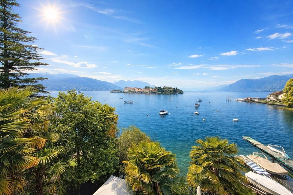 Nearby landmark, Day, Natural landscape, Lake view, Mountain view