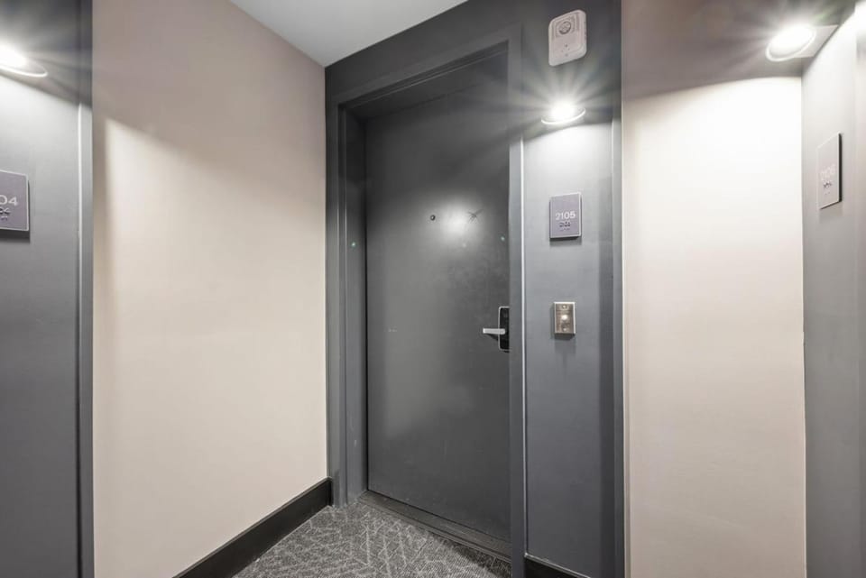 First 2105 Downtown Skyline Retreat Miami Apartment in Miami
