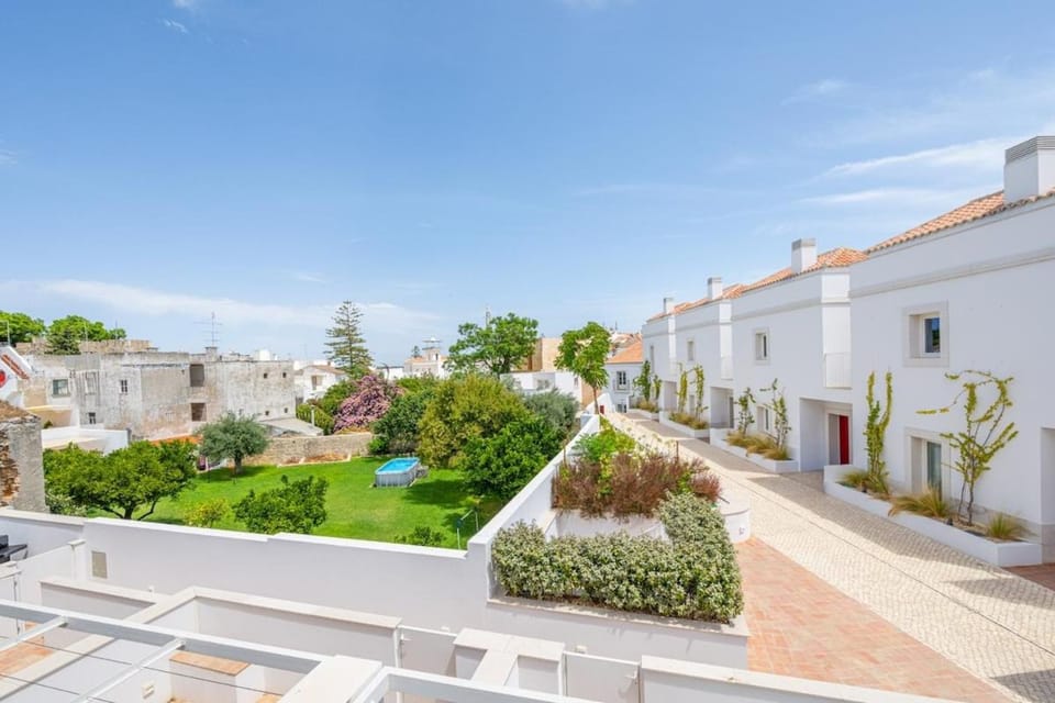 Les Terrasses B Private Rooftop Pool in Tavira House in Tavira
