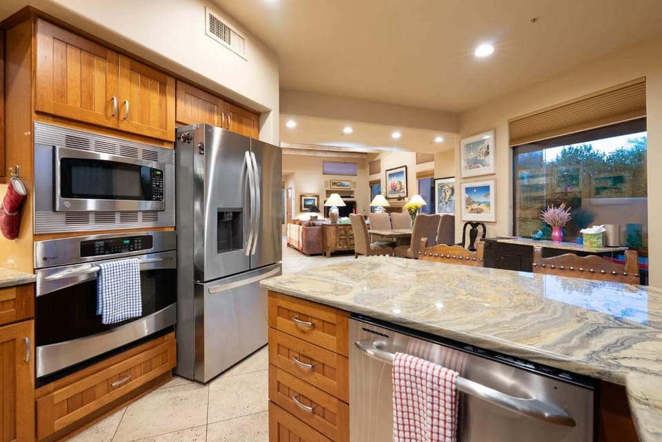 Scottsdale Oasis with Private Hot Tub 30-Night Minimum House in The Boulders