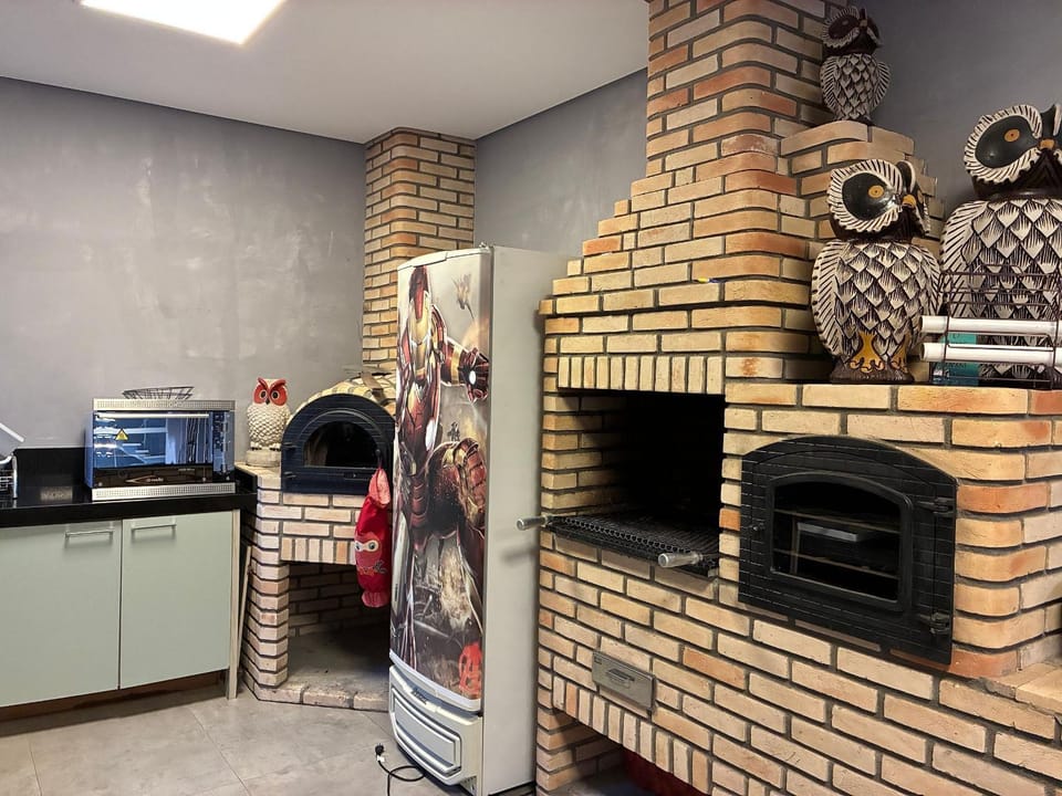 BBQ facilities, Communal kitchen