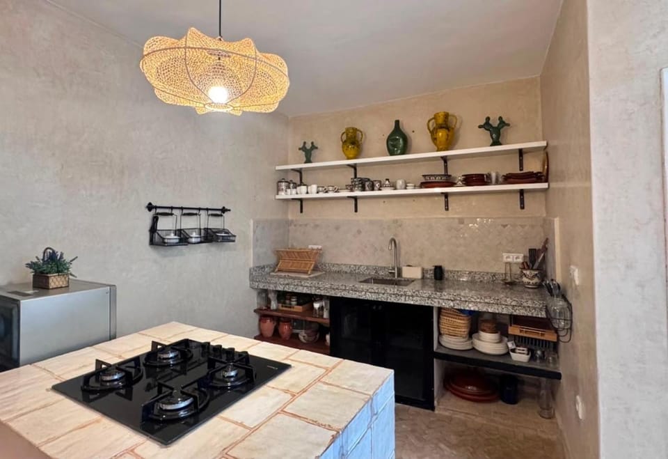 Kitchen or kitchenette, stove