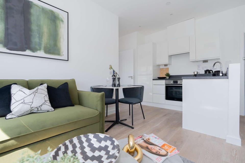 Charming Southampton Apartment Modern Comfort Near City Center Apartment in Southampton