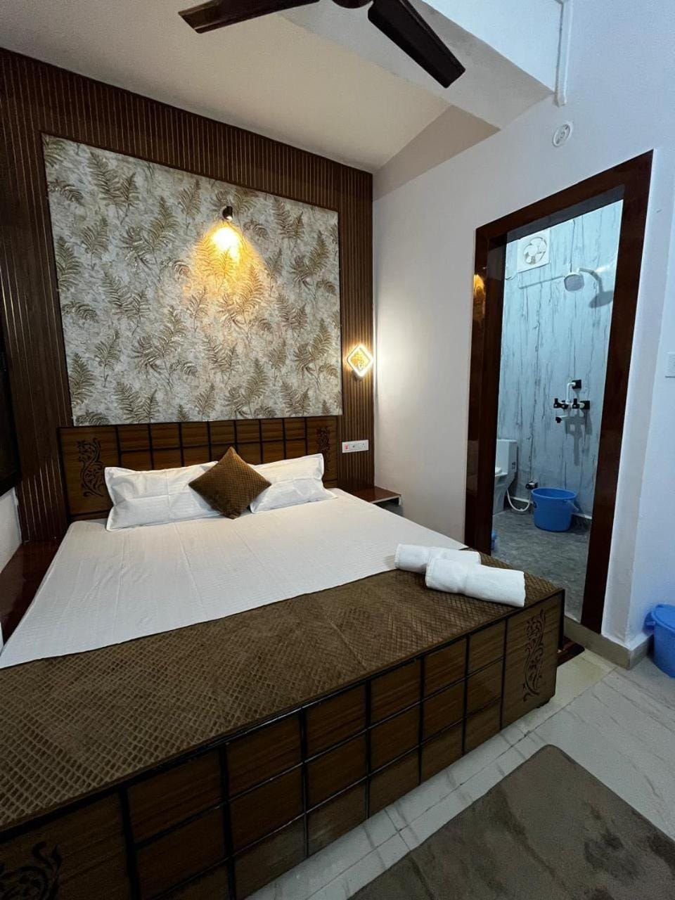 Krishnashray Homestay Vrindavan Vacation rental in Uttar Pradesh