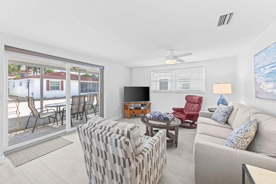 Villa C03 - Siesta Key Dreams Start Here | FREE CANCELLATION* Villa in Siesta Beach