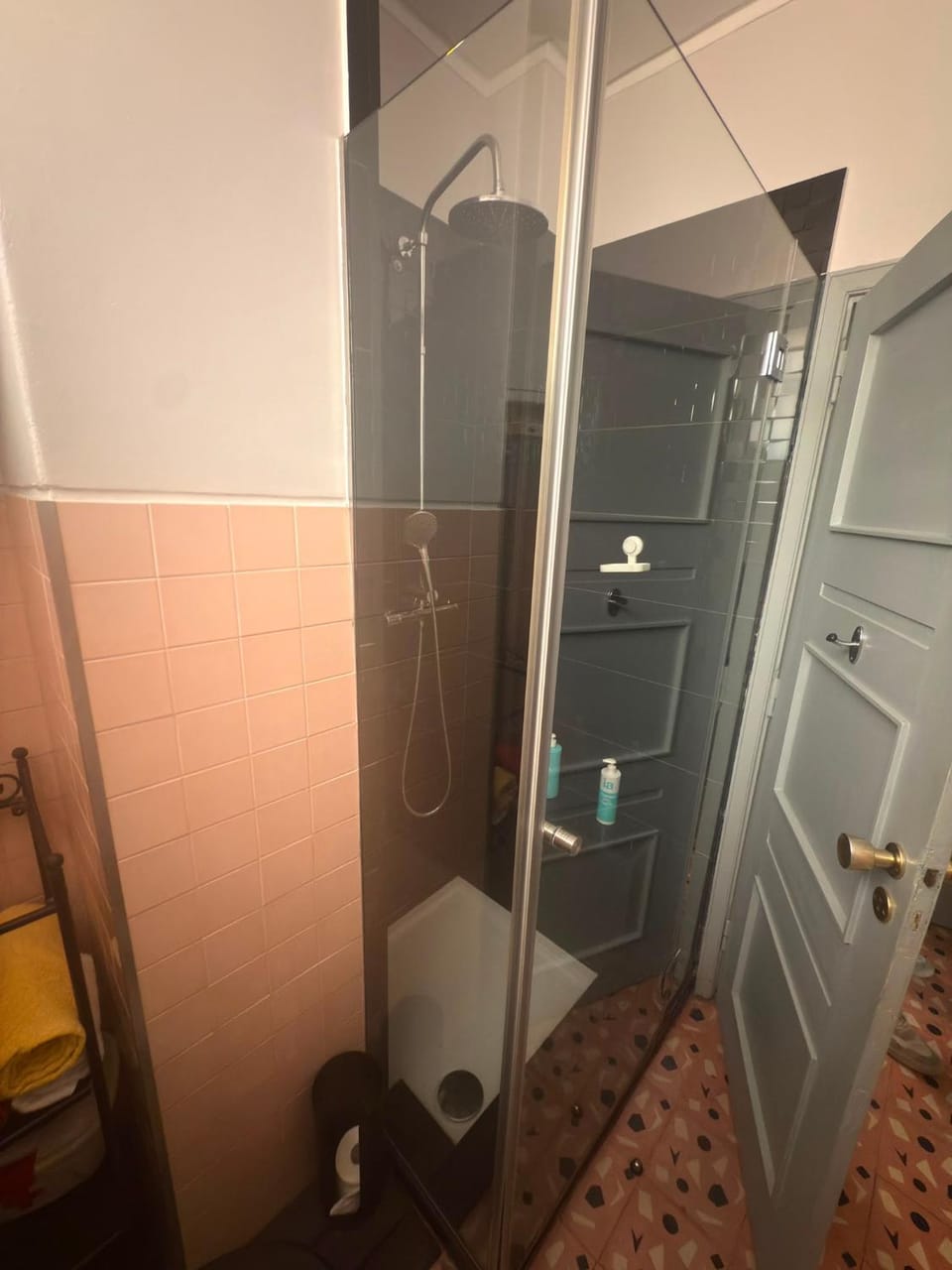Central Charming Top Floor Apartment in Porto