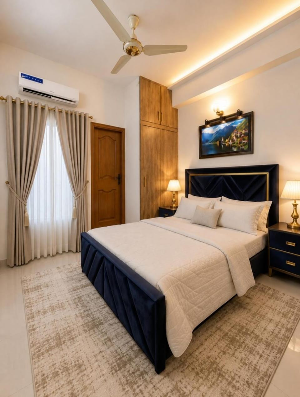 Bed, Photo of the whole room, Bedroom, fireplace, wardrobe