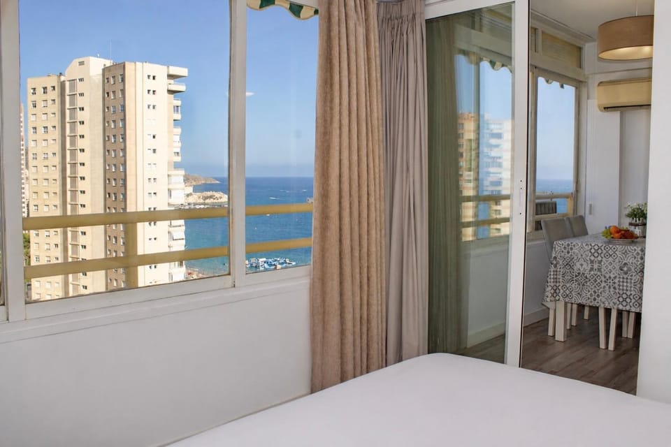 Poniente Family Residence - Benidorm Skyline Apartment in Benidorm