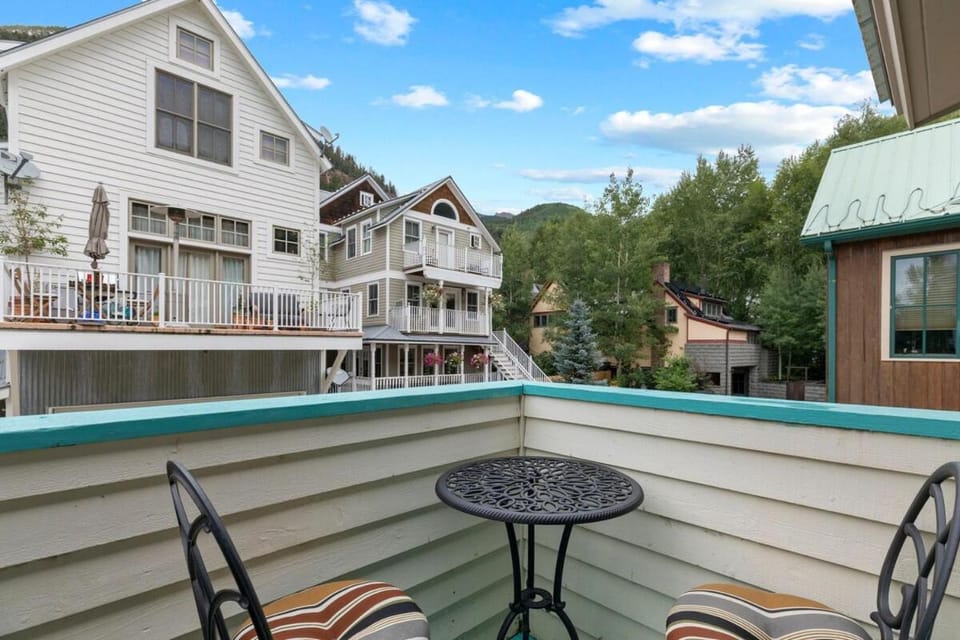 Wildwood Canyon Inn-Pine Crest Room House in Telluride