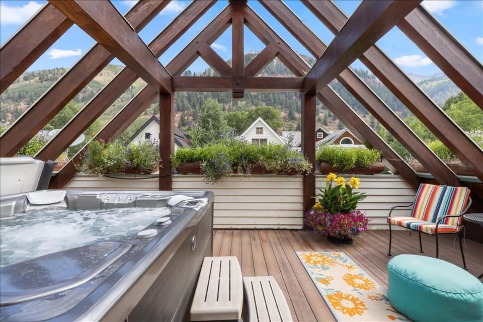 Wildwood Canyon Inn-Pine Crest Room House in Telluride