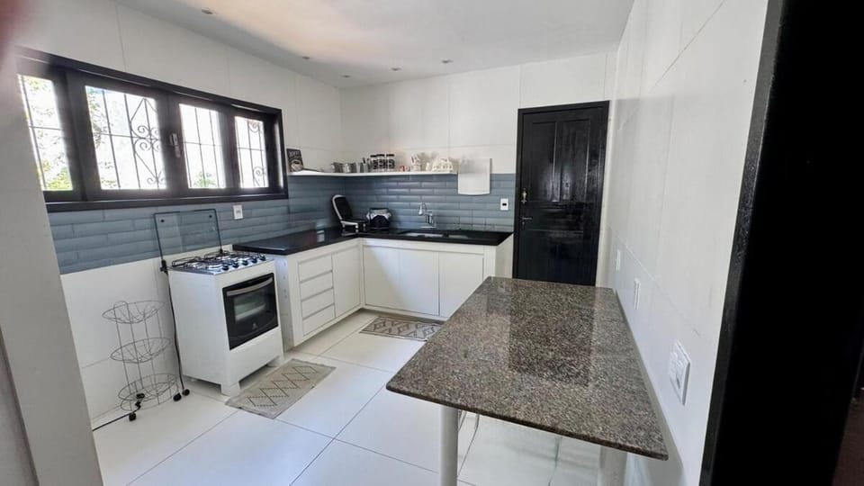 Cinco quartos na melhor localização de Arraial House in Vila Canaa