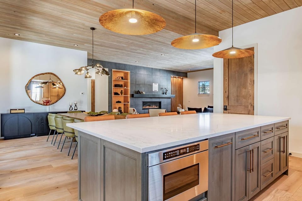 Alpine Horizon House in Fraser