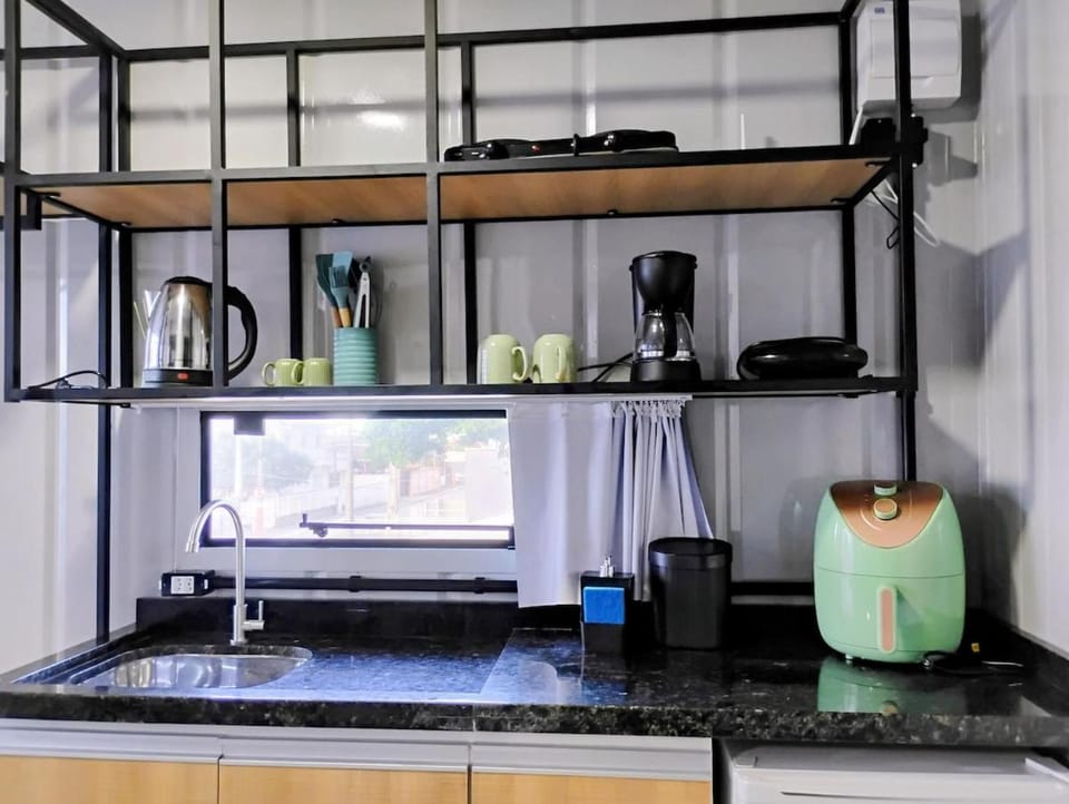 Coffee/tea facilities, Kitchen or kitchenette, toaster