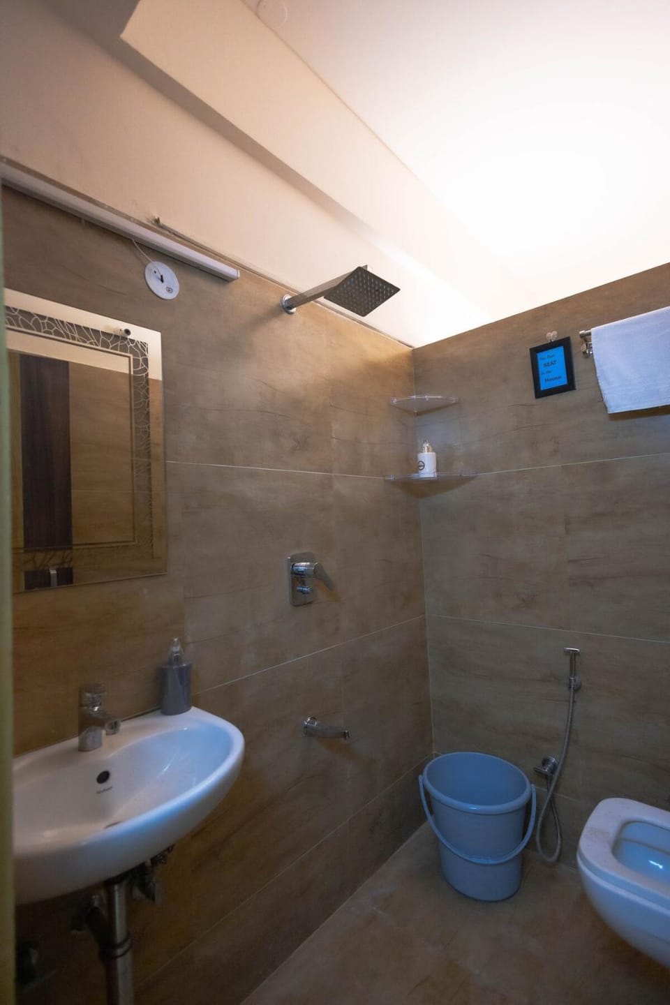 Red Flag Rajwada 3BHK Near Railway and Sindhi Bus Station Villa in Jaipur