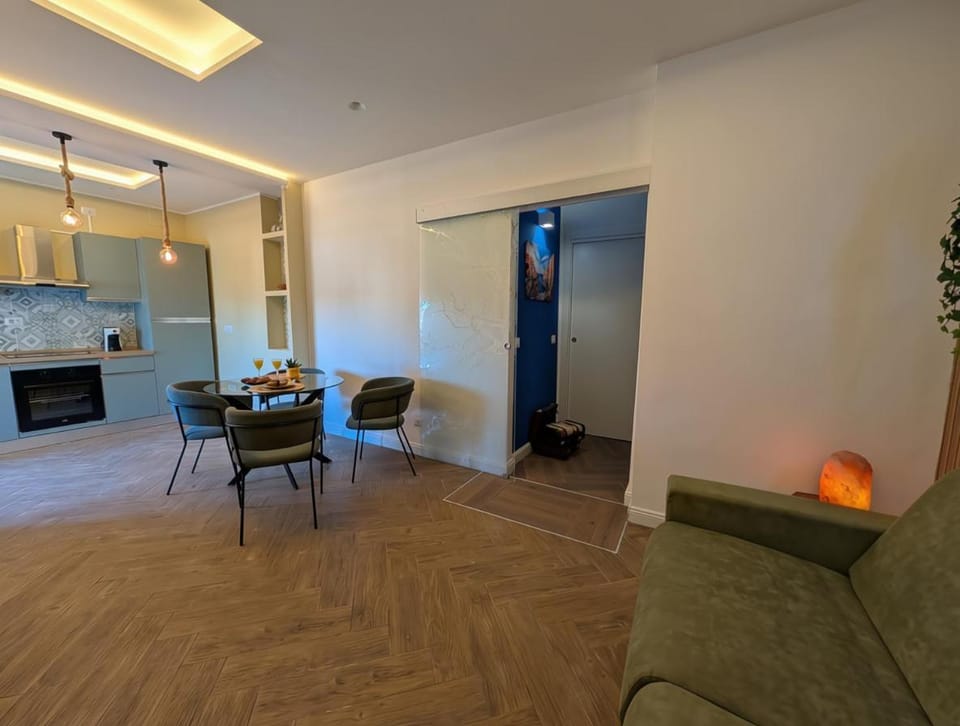 THE ARRIVAL SUITE-Bari Centrale Apartment in Bari
