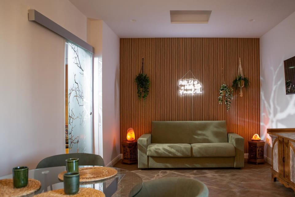THE ARRIVAL SUITE-Bari Centrale Apartment in Bari