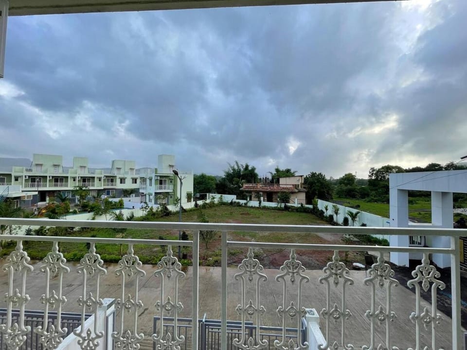 Luxury 2BHK Villa with Nature Views Villa in Maharashtra