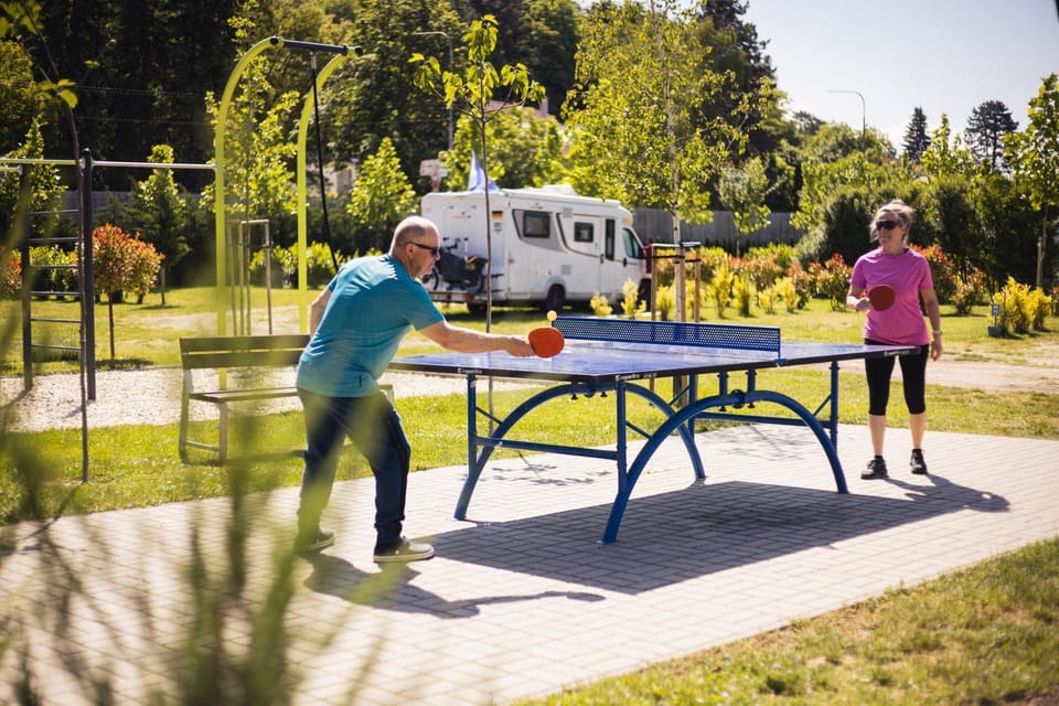 Chatka pod lipami - Camping Pullmann Campground/ 
RV Resort in Slovakia