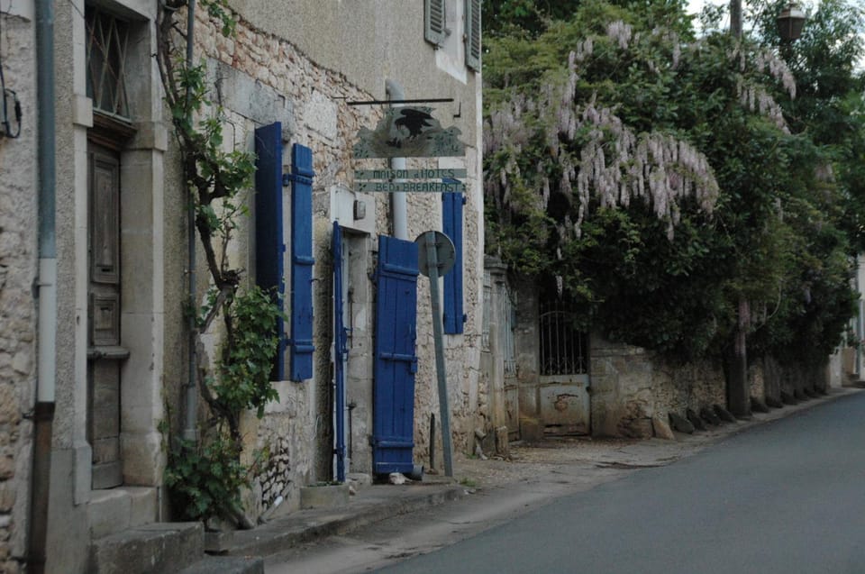 Property building, Facade/entrance, Day, Street view