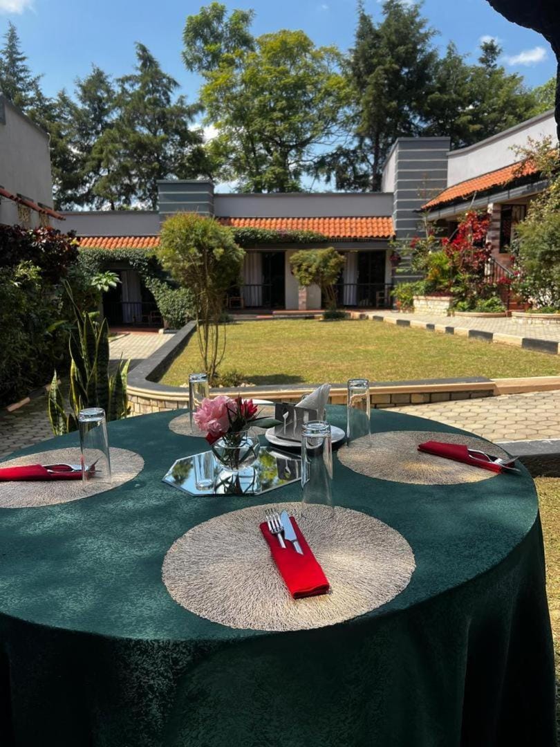 Nkokonjeru White Cove Bed and Breakfast in Uganda