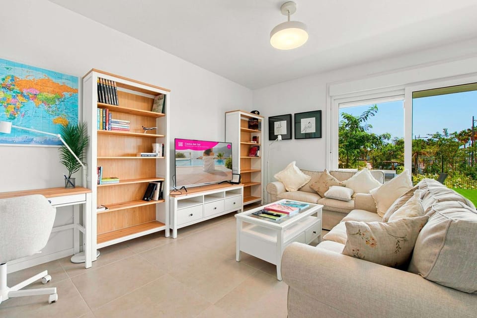 Corner property-free parking-Pool-close to beach - Acgua Garden B-1-BA Apartment in Costa del Sol