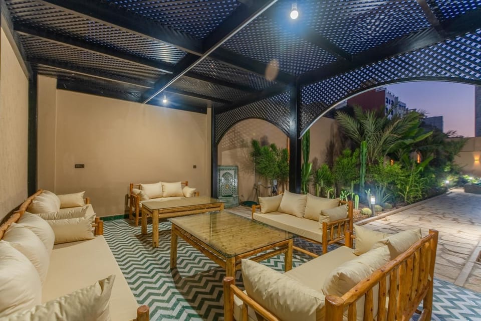 Garden, Balcony/Terrace